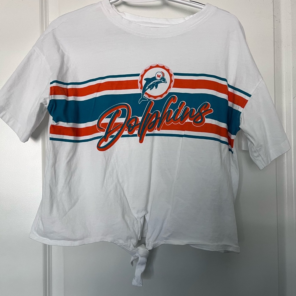 WEAR by Erin Andrews Miami Dolphins woman’s front tie retro t-shirt